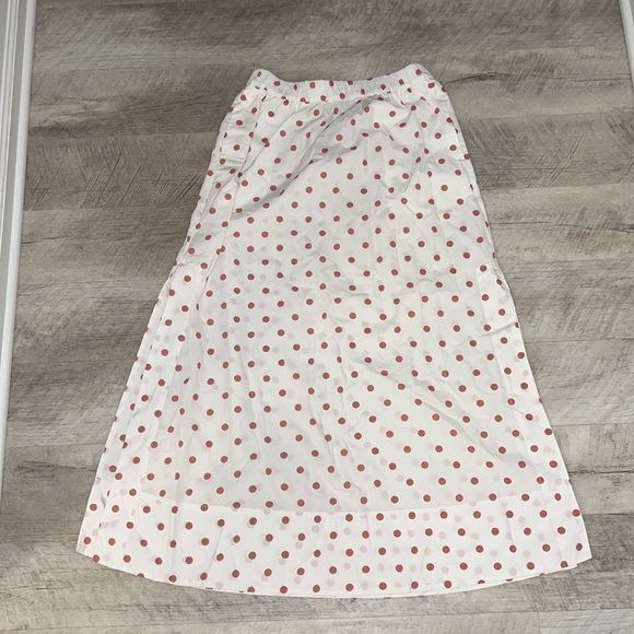 NEW J. Crew Set. Puff sleeve smocked top and skirt in white rose dot. Sizes S,M - Picture 13 of 16
